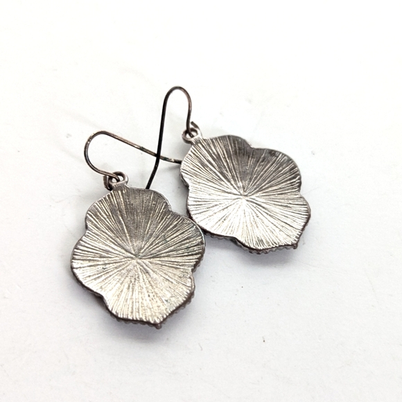 Trendy Hammered Silver Tone Scalloped Boho Hippie Dangle Hook Earrings - Picture 3 of 3